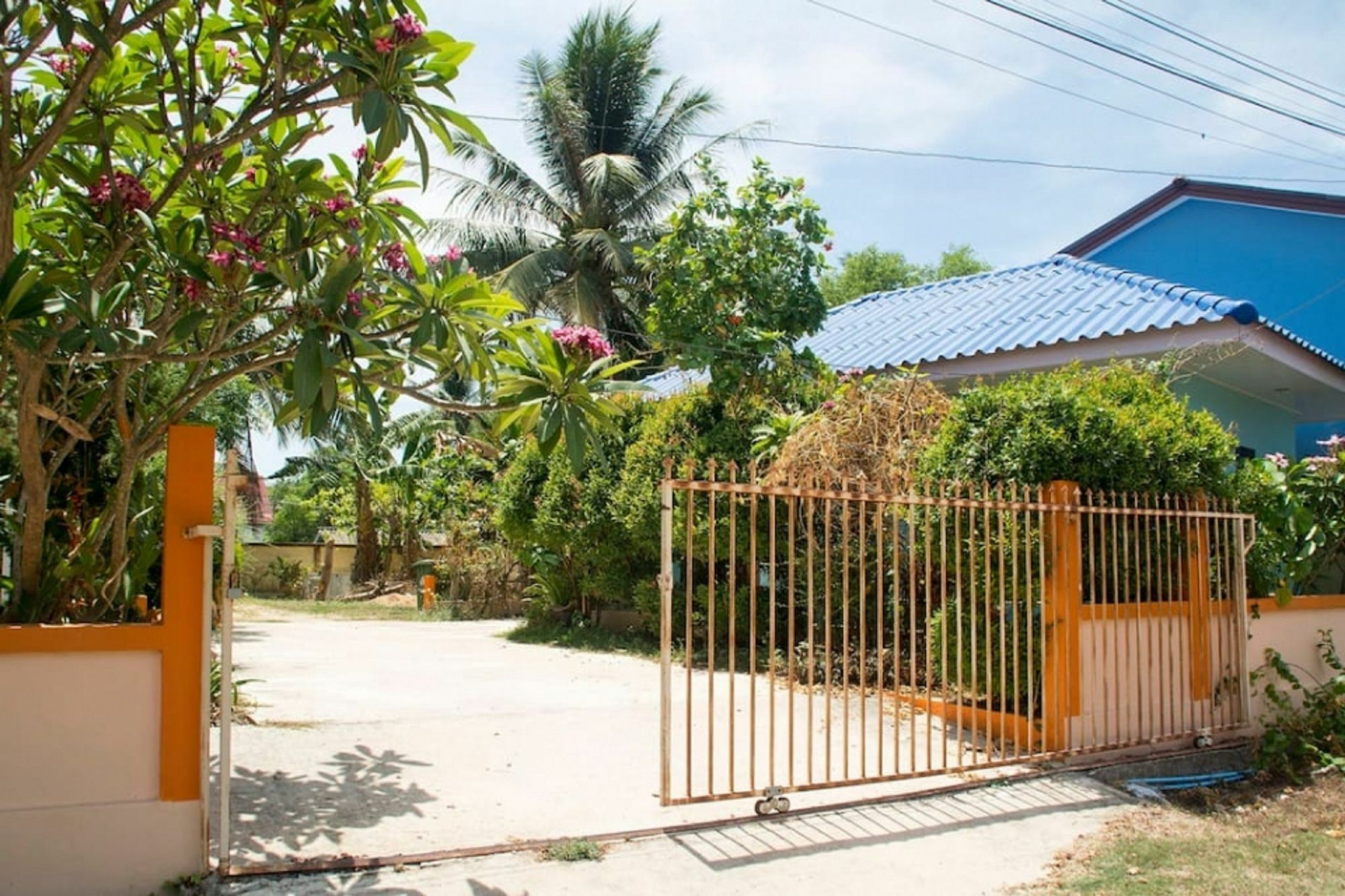 Aquatoria Phuket Bangtao Villa Сурин-Бич Экстерьер фото